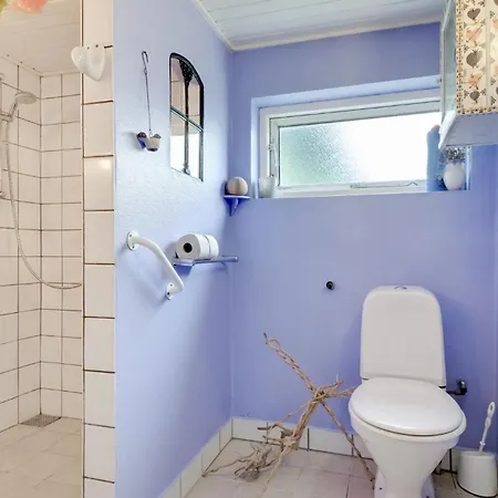 Δωμάτια σε οικογενειακή κατοικία Under The Tree Ærøskøbing